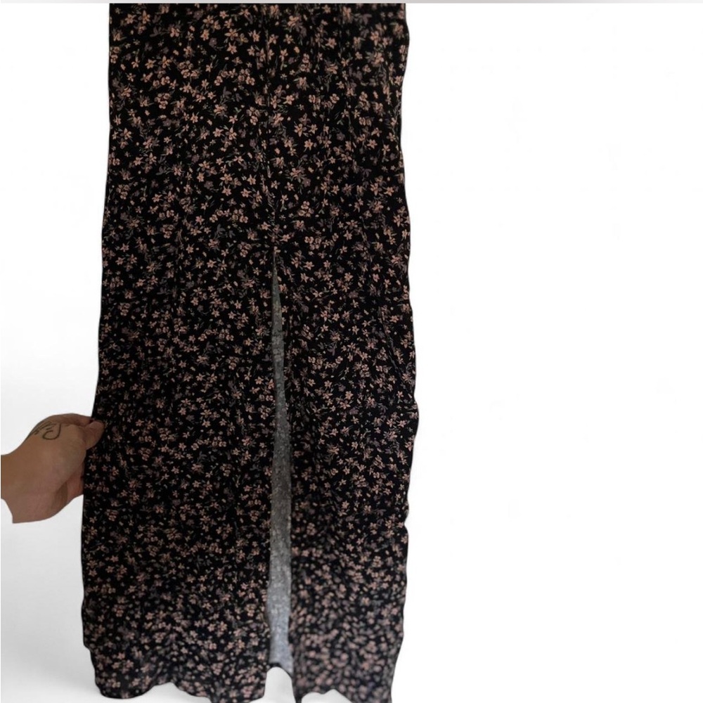 Arizona Jean Company Black and Pink Floral Skirt